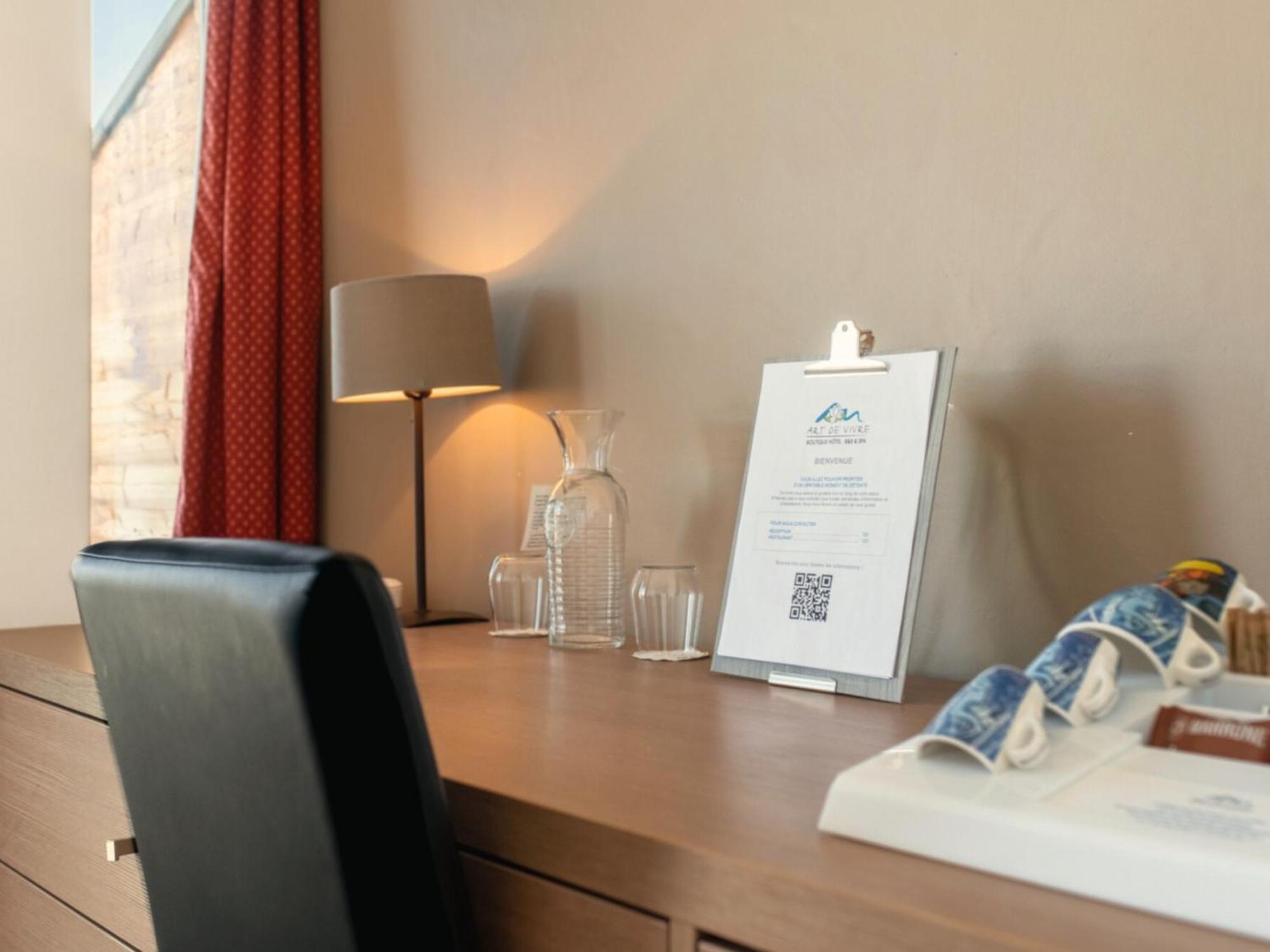 Boutique Hotel Art De Vivre & Spa ครองส์มอนตานา ภายนอก รูปภาพ