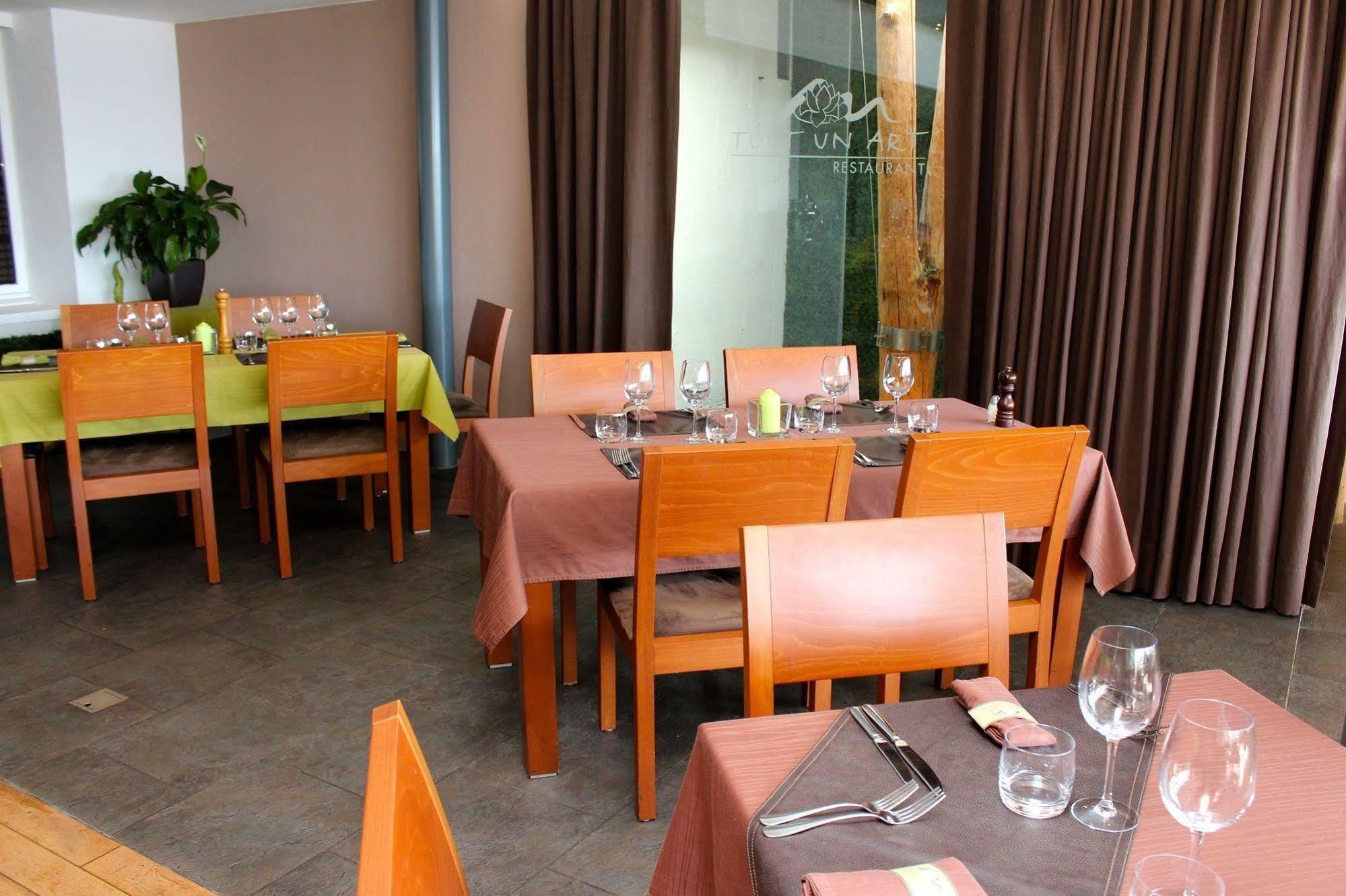 Boutique Hotel Art De Vivre & Spa ครองส์มอนตานา ภายนอก รูปภาพ